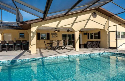 Bradenton House | Lake O' Woods: Private Pool Home with Oceanfront Views