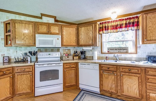 Baudette Cabin | Premier Lake of the Woods & Rainy River Escape with Spa