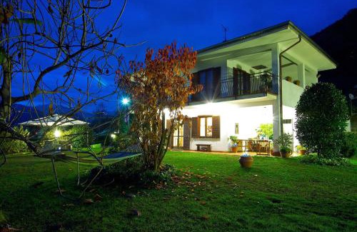 Crabbia Apartment | Experience Lake Orta Openspace: Beachfront Retreat Awaits