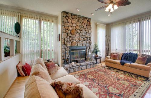 Mount Ida Apartment | Inviting Lake Ouachita Vacation Rental with Pool Access
