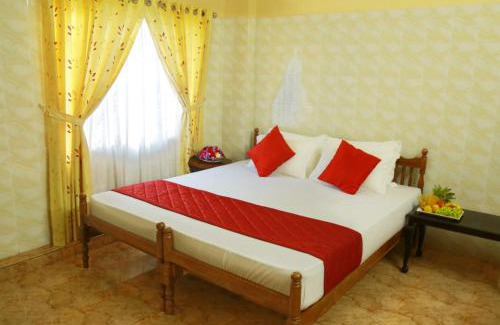 Kumarakom Bed & Breakfast | Family Retreat at Lake Palace Resort Kumarakom with Pool
