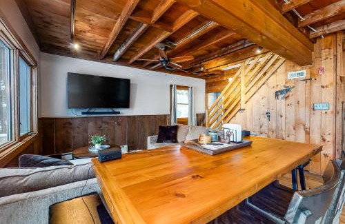 Ludlow House | Lake Rescue Escape: Family-Friendly Retreat with Ocean Views