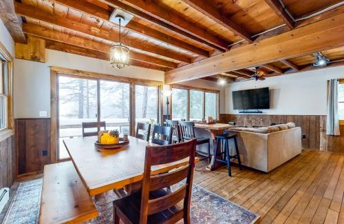 Ludlow House | Lake Rescue Escape: Family-Friendly Retreat with Ocean Views