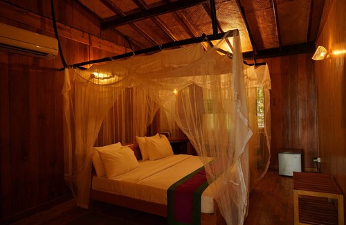 Maha Gonadoowa Resort | Relaxing Retreat at Lake Resort Bolgoda with Pool & Dining