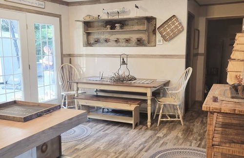 Union Hall House | Waterfront Haven with Hot Tub, Gazebo & Fire Pit