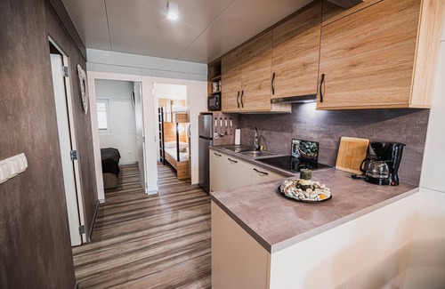Terme Catez House | Lake Serenity Premium Mobile Homes-2Bedroom 15/011