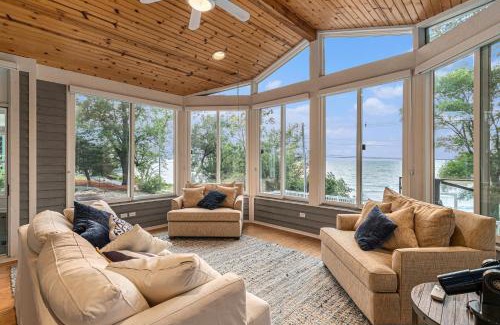 Michiana House | Tranquil Lake Shore Living with Pool and Child-Friendly Fun