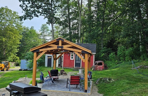 Shapleigh House | Bright & Cozy Lake Access Home with 10/10 Guest Rating