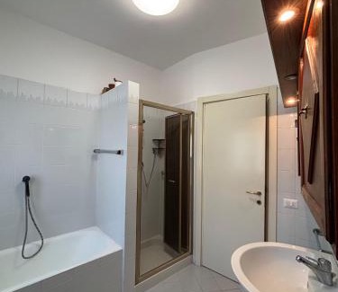 Lecco Apartment | Lake side and view - new bright apartment