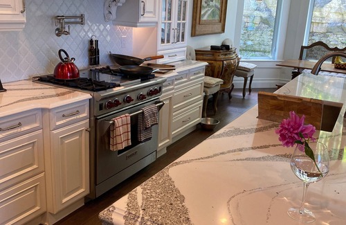 Marmora House | Relax at Lake Side Chateau with Private Beach & Hot Tubs