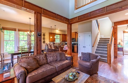 Bear Lake Reserve Condo | Exceptional Lake Side Condo with Pool & Spa Access