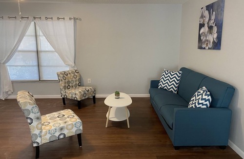 Sylvan Shores House | Pet-Friendly Lake House in Orange County with Pool & Views