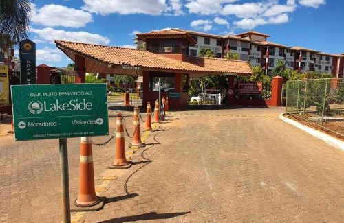 Smin Hotel | Pet-Friendly Lake Side Too: Enjoy Ocean Views & Spa