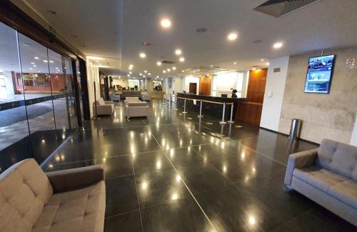 Smin Hotel | Pet-Friendly Lake Side Too: Enjoy Ocean Views & Spa