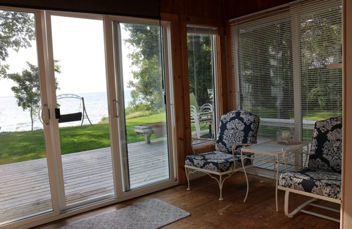 Brock Cottage | Lake Simcoe Cottage with Private Beach - your waterfront escape awaits you