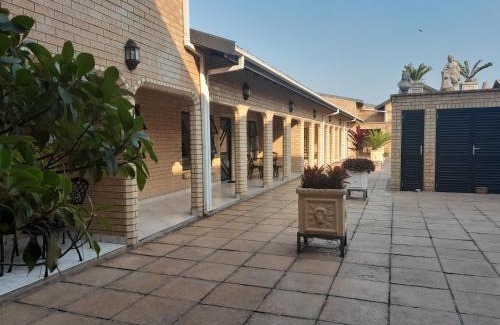 St. Lucia Apartment | Family-Friendly Lake St Lucia Villas with Pool & Breakfast