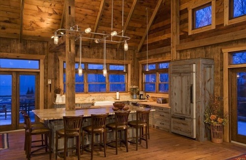 Maple Cabin | Book Your Summer Getaway: 4-Day Rentals Available Now!