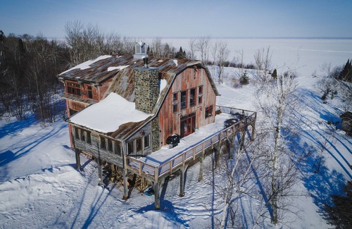 Maple Cabin | Book Your Summer Getaway: 4-Day Rentals Available Now!