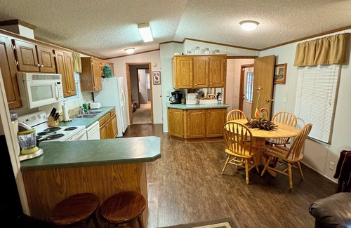 Kingston House | Tranquil Lake Texoma Cabin: Fishing, Pool & Family Fun