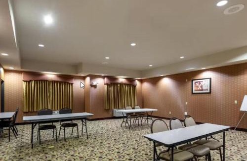 Denison Hotel | Lake Texoma Inn and Suites