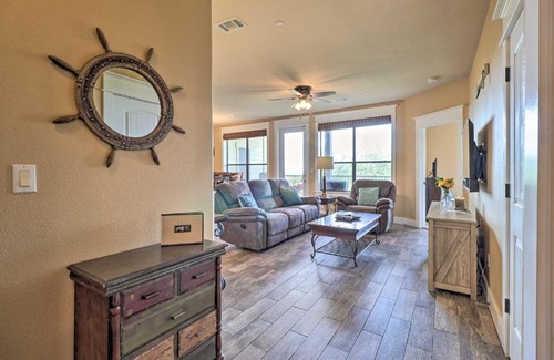 Jonestown Apartment | Inviting Lake Travis Condo with Resort-Style Amenities