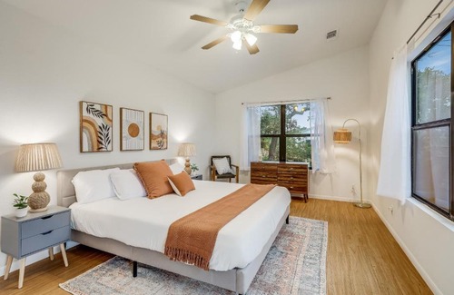 Leander House | Family-Friendly Lake Travis Getaway with Kitchen Access