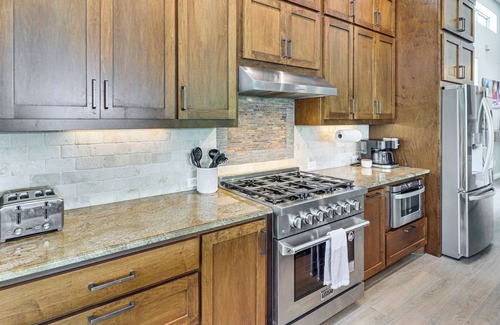 Leander House | Lake Travis House: Private Pool, Hot Tub & Dock Awaits!