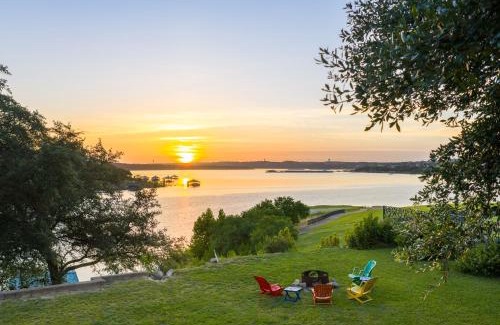 Waterford On Lake Travis House | Lake Travis Lakefront Retreat with Hot Tub & Boat Ramp