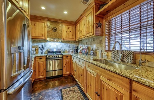Oatmeal House | Lake Travis Waterfront Retreat with Resort Pool & Scenic Views
