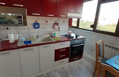 Constanta Apartment | Scenic Lake View Apartment with Pool and Spa in Constanta