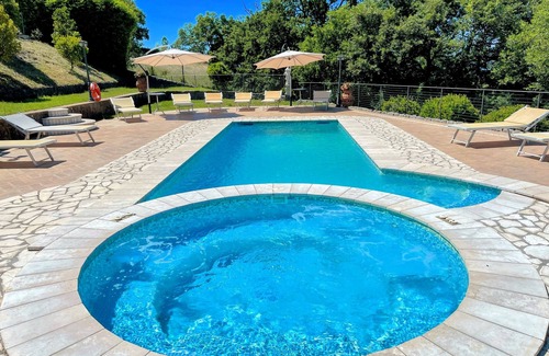 Montefiascone Villa | Lake View Villa in Bolsena: Pool, Jacuzzi & 10/10 Rating!
