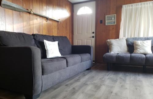 Ashtabula House | Scenic Lake View Cottage on Beautiful Lake Erie