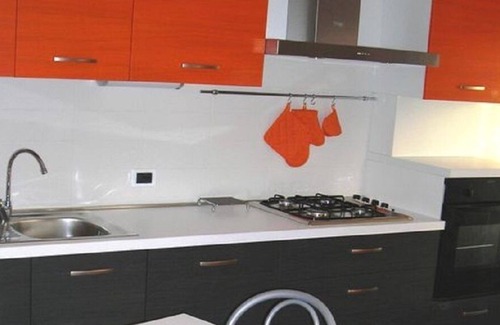 Revo House | Scenic Lake View Apartment with Complimentary Breakfast