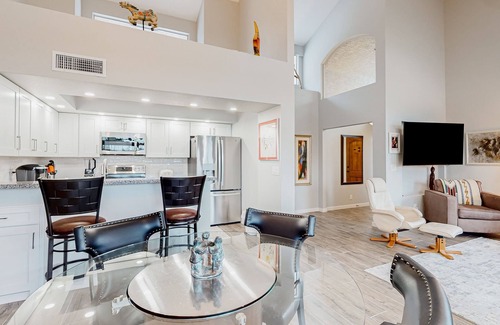 Townhomes On Coral Reef House | Relaxing Lake View Retreat with Pool and Family Amenities