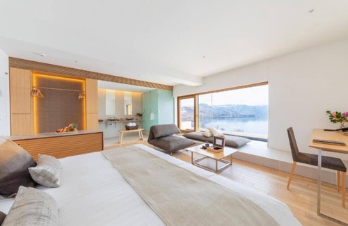 Toya Hotel | Serene Lake View Double with Convenient Half Board in Hokkaidō