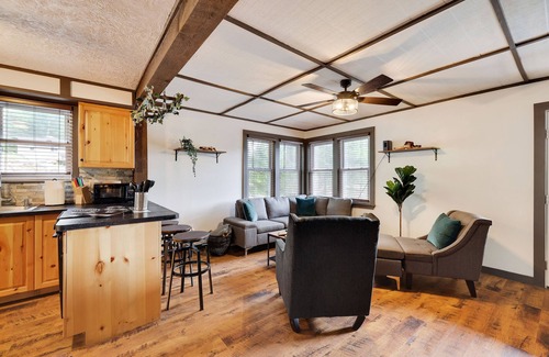 Lake Harmony Cabin | Enchanting Lake View Treehouse Retreat in Lake Harmony