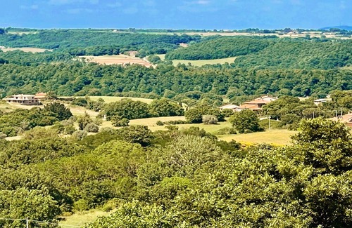 Montefiascone Villa | LAKE VIEW : EXCLUSIVE LUXURY VILLA/POOL+JACUZZI/SLEEPS 20