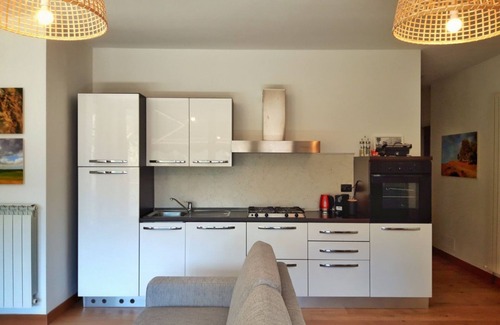 Argegno Apartment | Scenic Lake View Gateway - Your Ideal Como Retreat