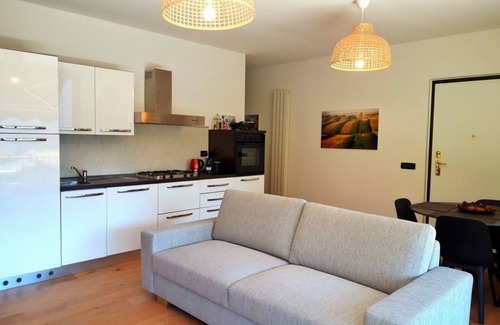 Argegno Apartment | Scenic Lake View Gateway - Your Ideal Como Retreat