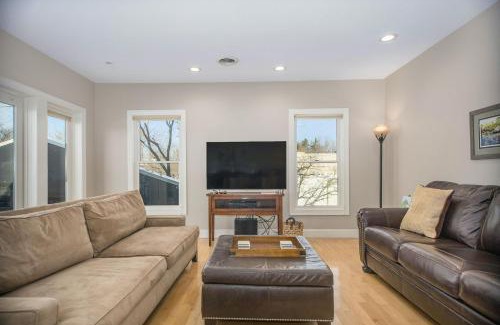 Saugatuck Apartment | Scenic Lake View Getaway with Child-Friendly Amenities