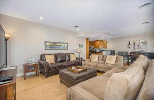 Saugatuck Apartment | Scenic Lake View Getaway with Child-Friendly Amenities