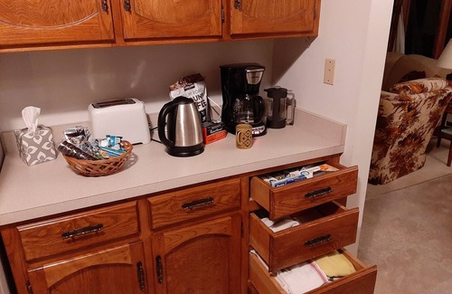 Augusta House | Experience Lake View Grand House: Guest Rated 9.8/10 Stay