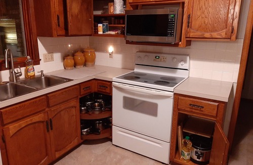 Augusta House | Experience Lake View Grand House: Guest Rated 9.8/10 Stay