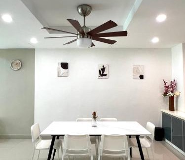 Puchong House | Tranquil Lake-View House with Family and Pet-Friendly Vibes