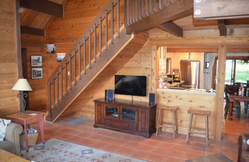 Lake Forest House | Pet-Friendly Lake View Retreat in Dollar Point, Steps to Beach