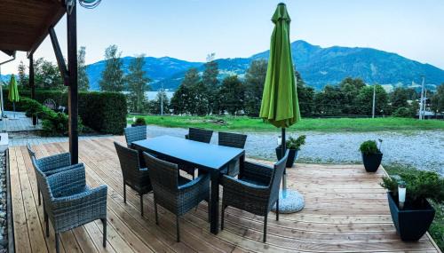 Zell am See Apartment | Lake View Lodges: Pet-Friendly Retreat with Summer Card
