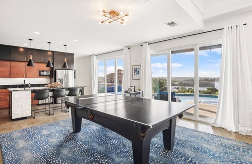 Graford House | Lake View Oasis 4 bedroom- Lakeview Home/pool and hot tub!