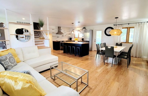 Arvada House | Tranquil Lake View Oasis with Hot Tub & Family-Friendly Amenities