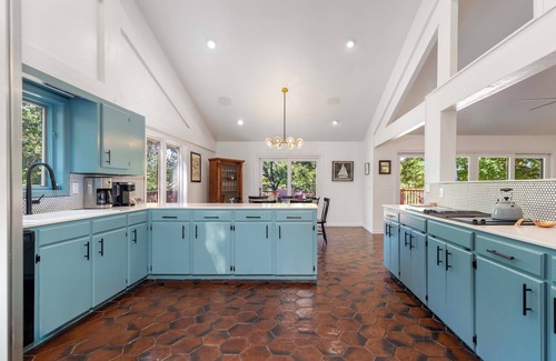 Afton House | Prime Vacation Rental with Grand Lake Views & Spa Access