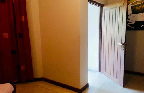 Anuradhapura House | Discover Lake View Pilgrims Rest in Anuradhapura